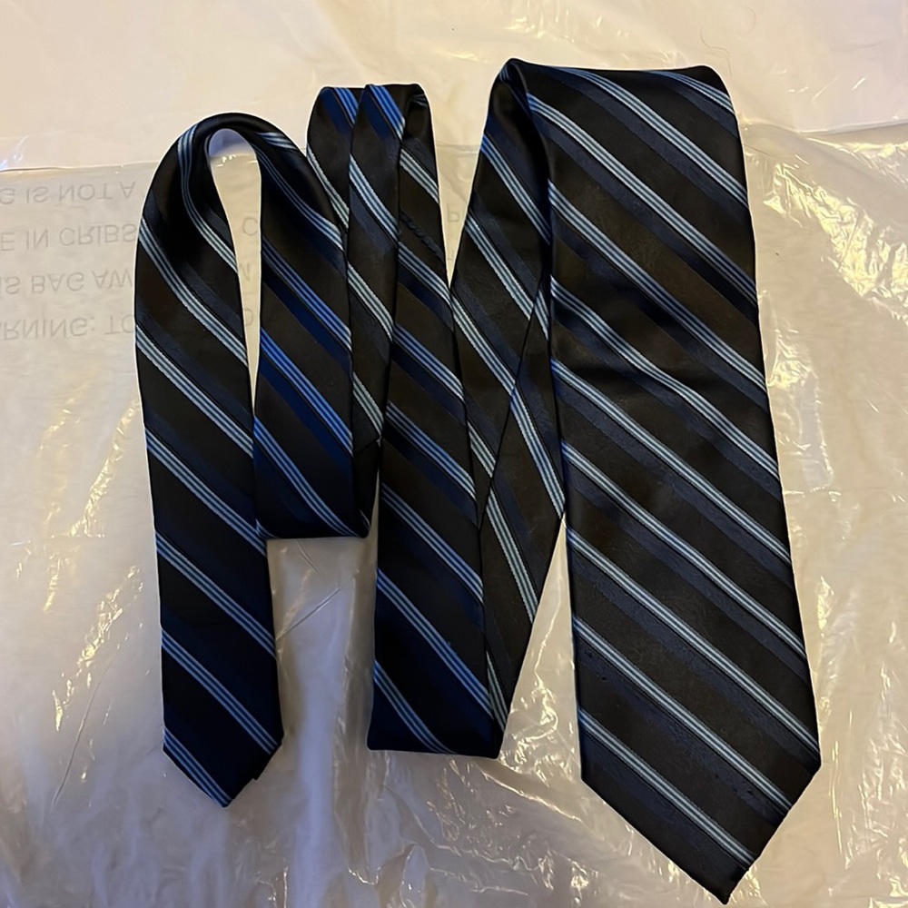 JOHN LANGFORD TIE